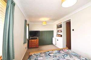 BIRCH AVENUE- click for photo gallery